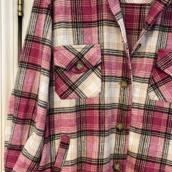Pink Plaid Button Shacket with Pockets - Picture 2 of 4